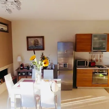 Ofrinio Cosy & Relaxing Apartman *